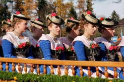 RNG引发争议！，内马尔官方宣布夺冠新规赢得满堂喝彩