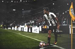 哈兰德重要时刻出色发挥，公牛带队取胜！观众掌声雷动